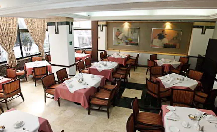 Pedregal Palace Hotel